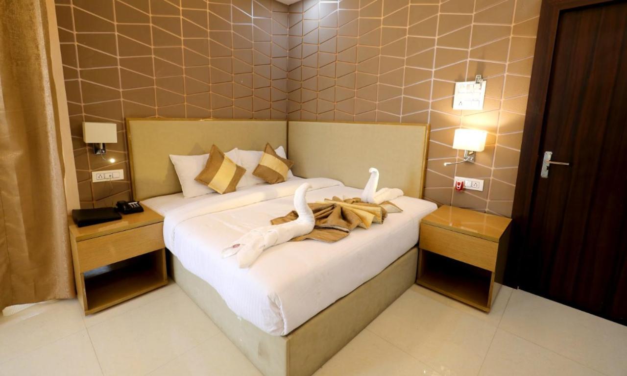 Hotel Yuvraj Grand Jabalpur Extérieur photo