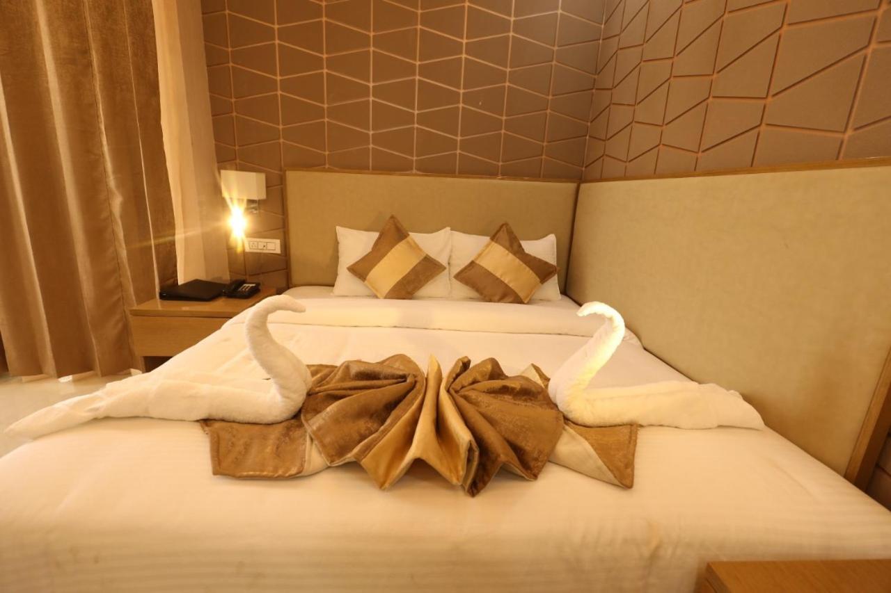Hotel Yuvraj Grand Jabalpur Extérieur photo