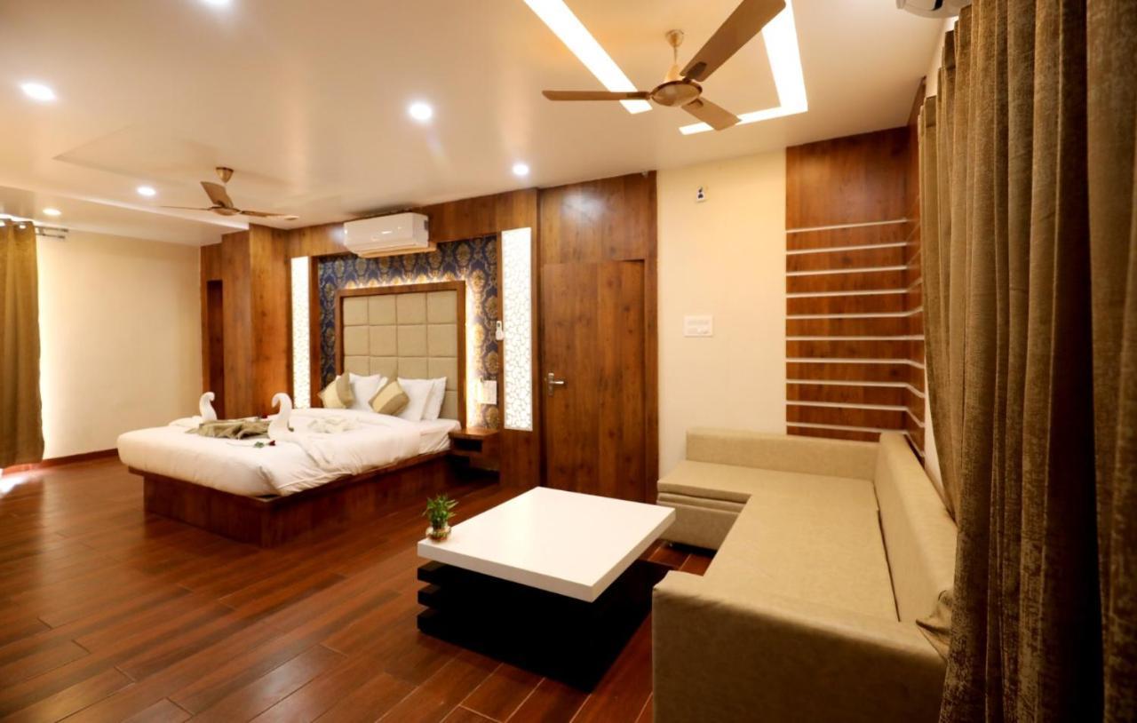 Hotel Yuvraj Grand Jabalpur Extérieur photo