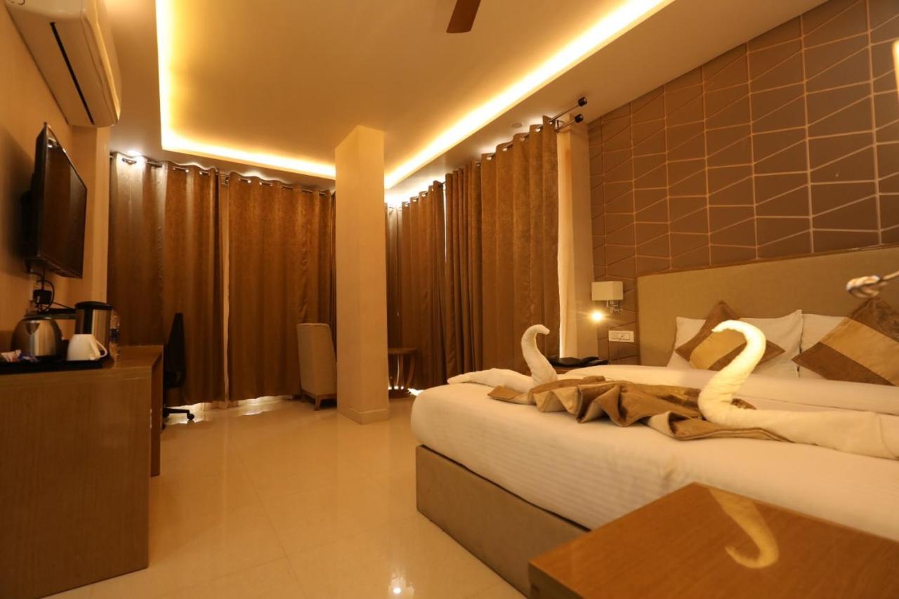 Hotel Yuvraj Grand Jabalpur Extérieur photo