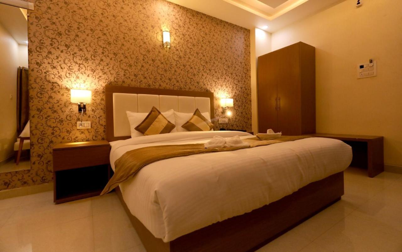 Hotel Yuvraj Grand Jabalpur Extérieur photo